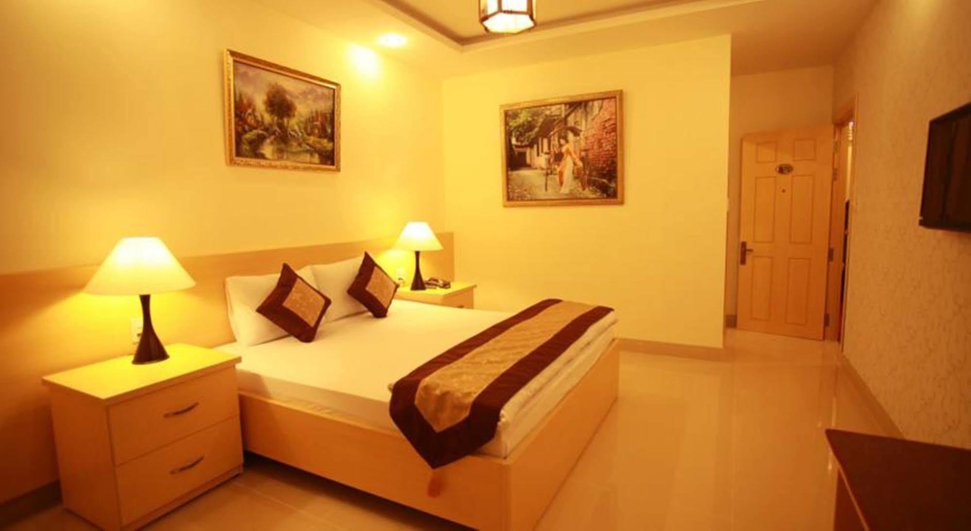 Tulip Hotel 2 Đà Lạt Extérieur photo